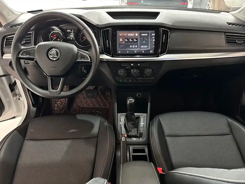 Skoda Kamiq — фото 6