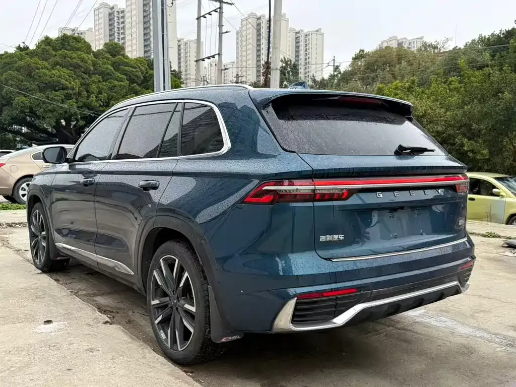 Geely Xingyue L — фото 10