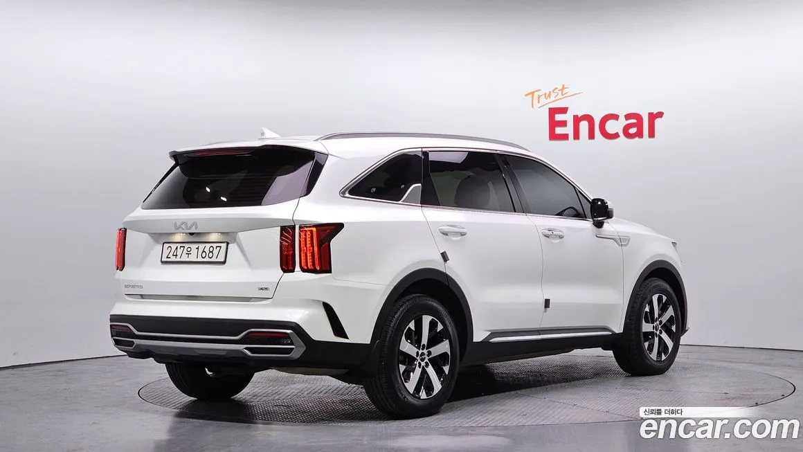 Kia Sorento — фото 5