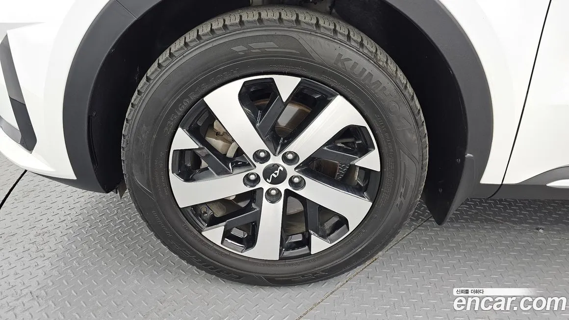 Kia Sorento — фото 9