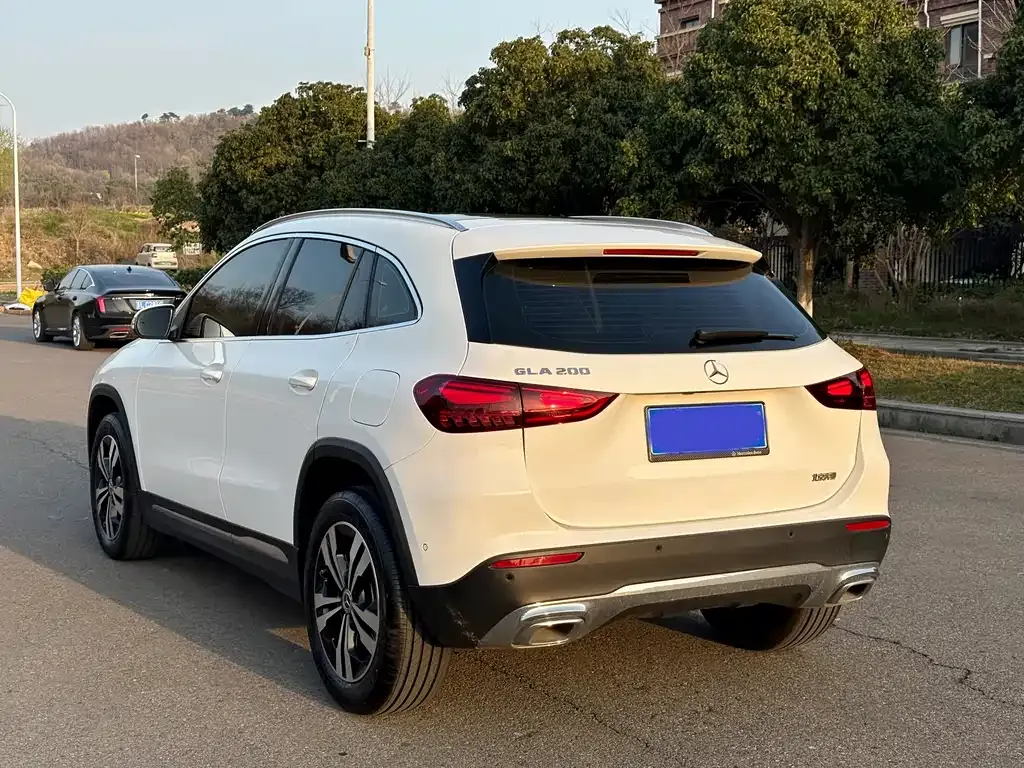 Mercedes-Benz GLA — фото 9