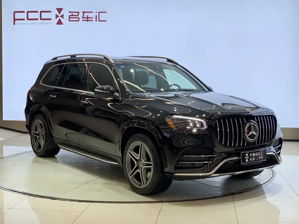 Mercedes-Benz GLS — фото 6
