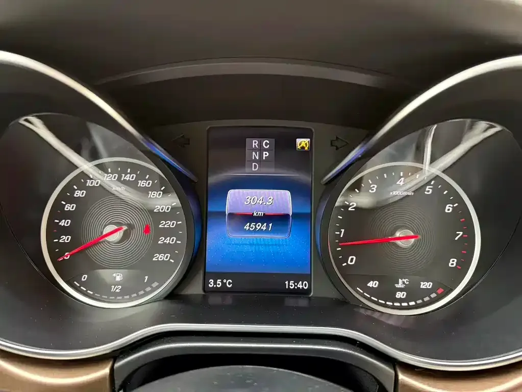 Mercedes-Benz V-Class 2023 из CN, фото 5