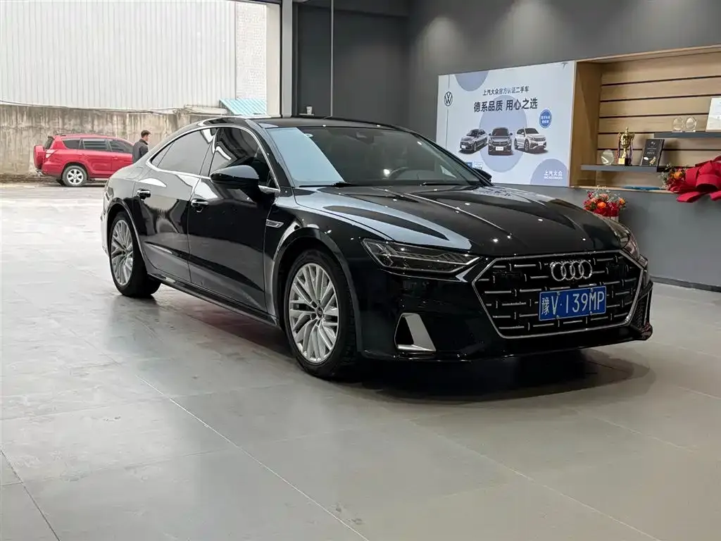 Audi A7L 2024 из CN, фото 4