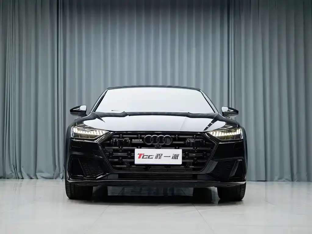 Audi A7L — фото 2