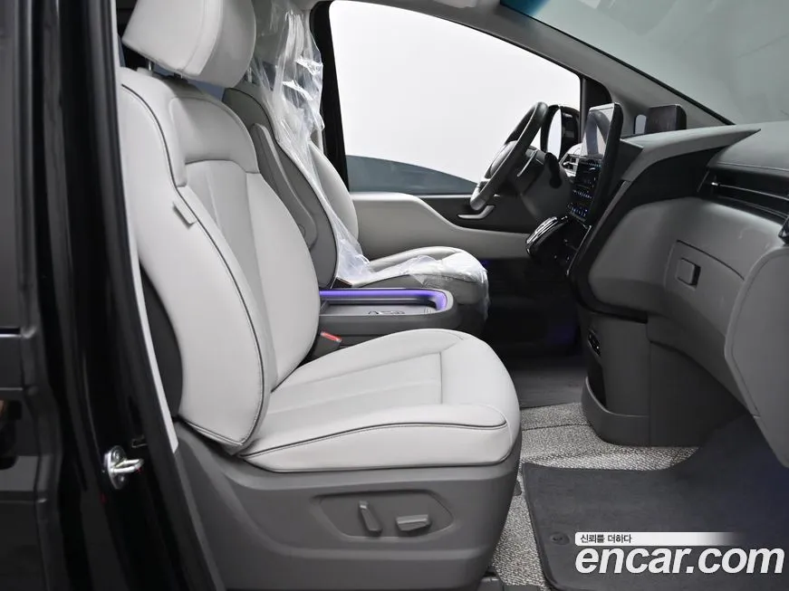 Hyundai Staria 2023 из KR, фото 9