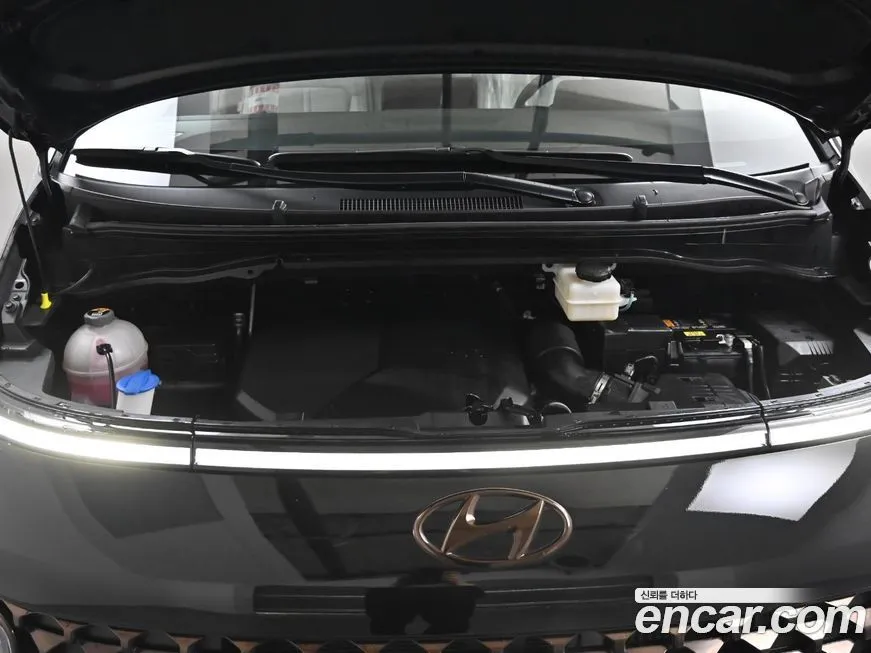 Hyundai Staria 2023 из KR, фото 6