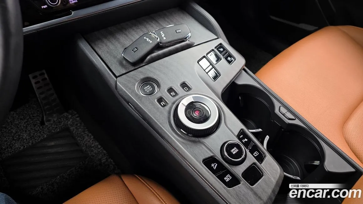 Kia Sportage — фото 9