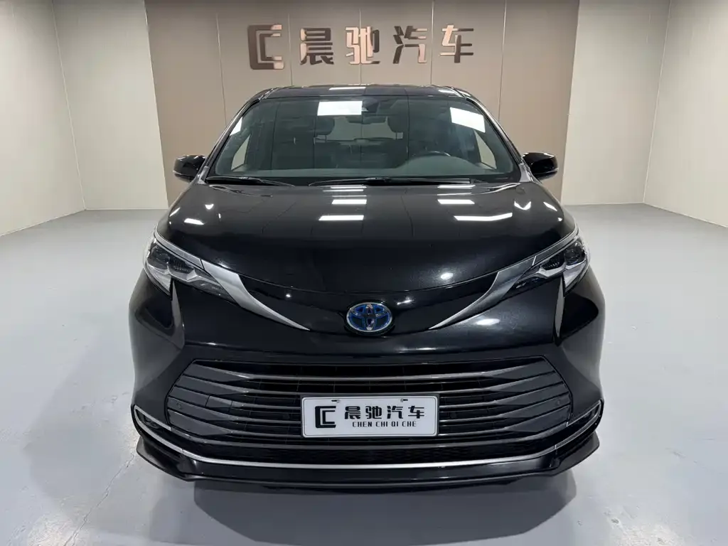 Toyota Sienna 2022 из CN, фото 6