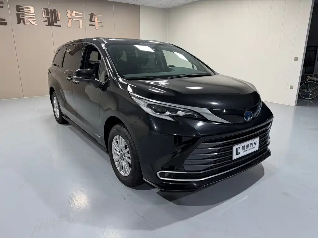 Toyota Sienna 2022 из CN, фото 8