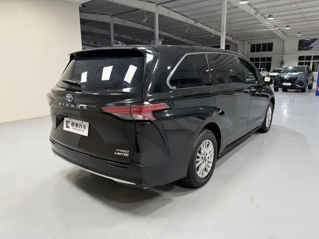 Toyota Sienna 2022 из CN, фото 9
