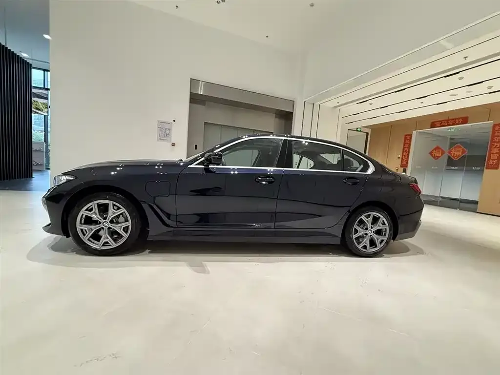 BMW i3 2025 из CN, фото 5