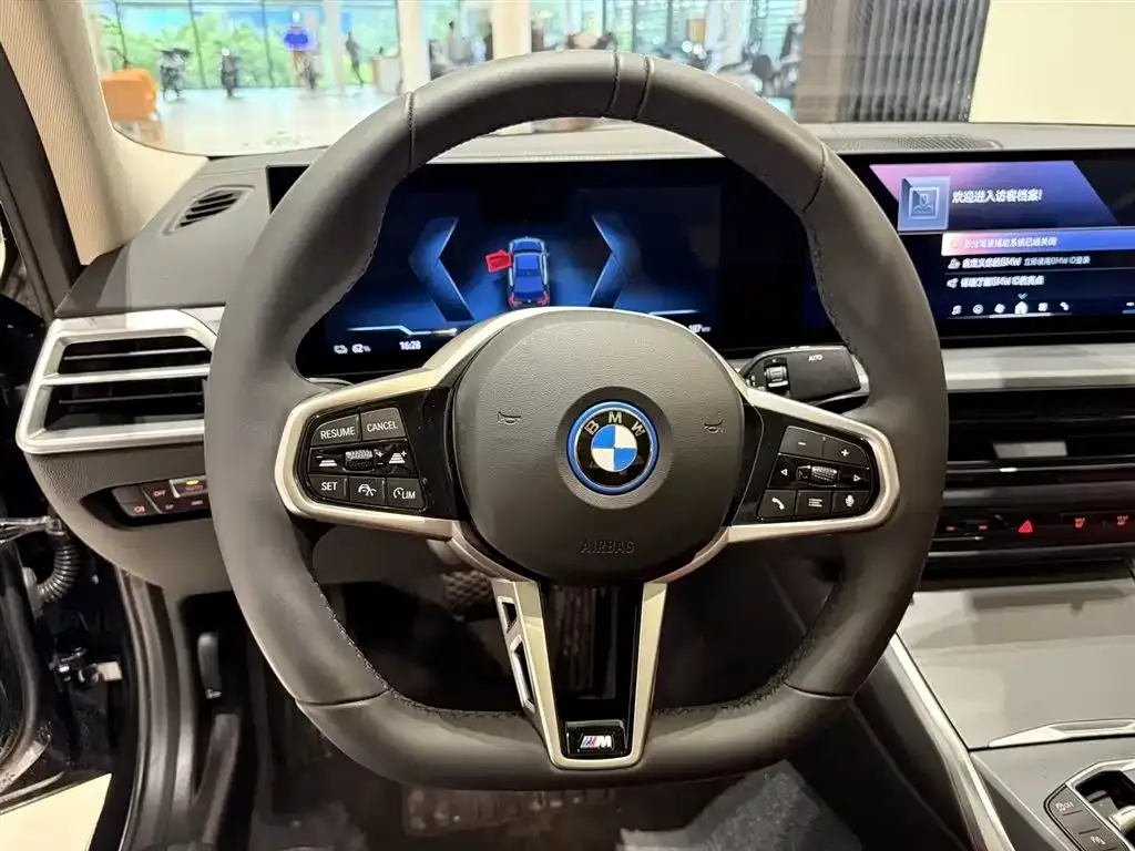 BMW i3 2025 из CN, фото 4