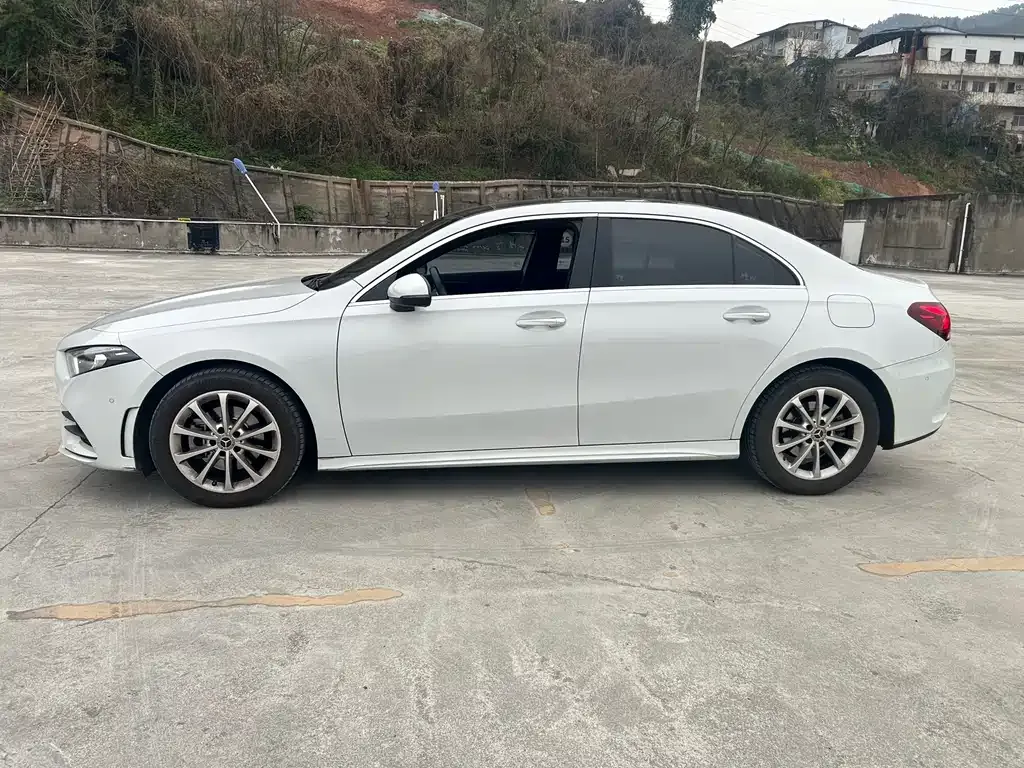 Mercedes-Benz A-Class 2021 из CN, фото 9
