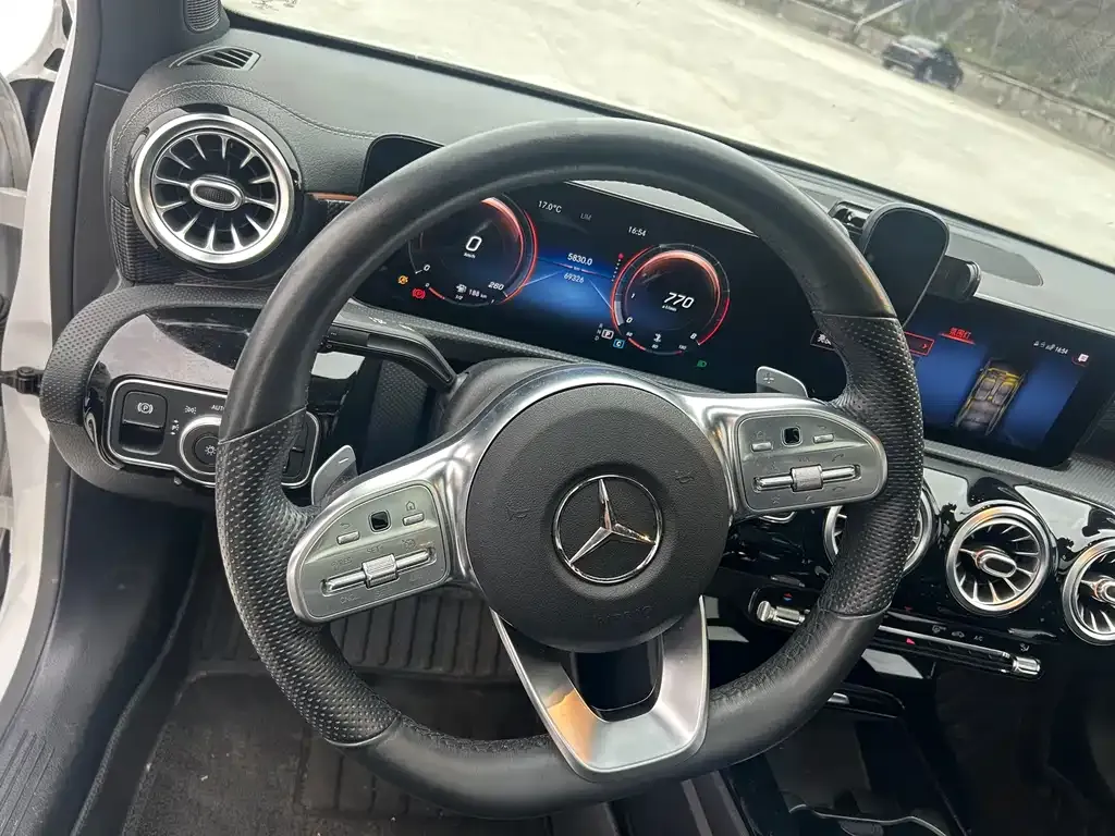 Mercedes-Benz A-Class 2021 из CN, фото 8