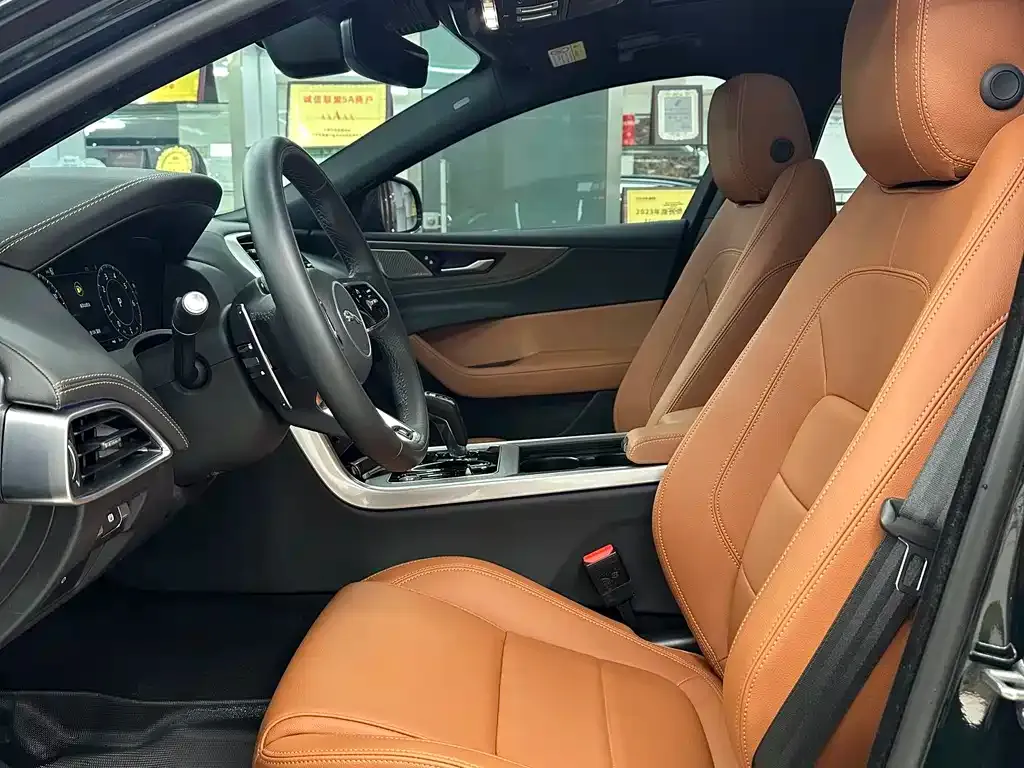 Jaguar XEL 2025 из CN, фото 2
