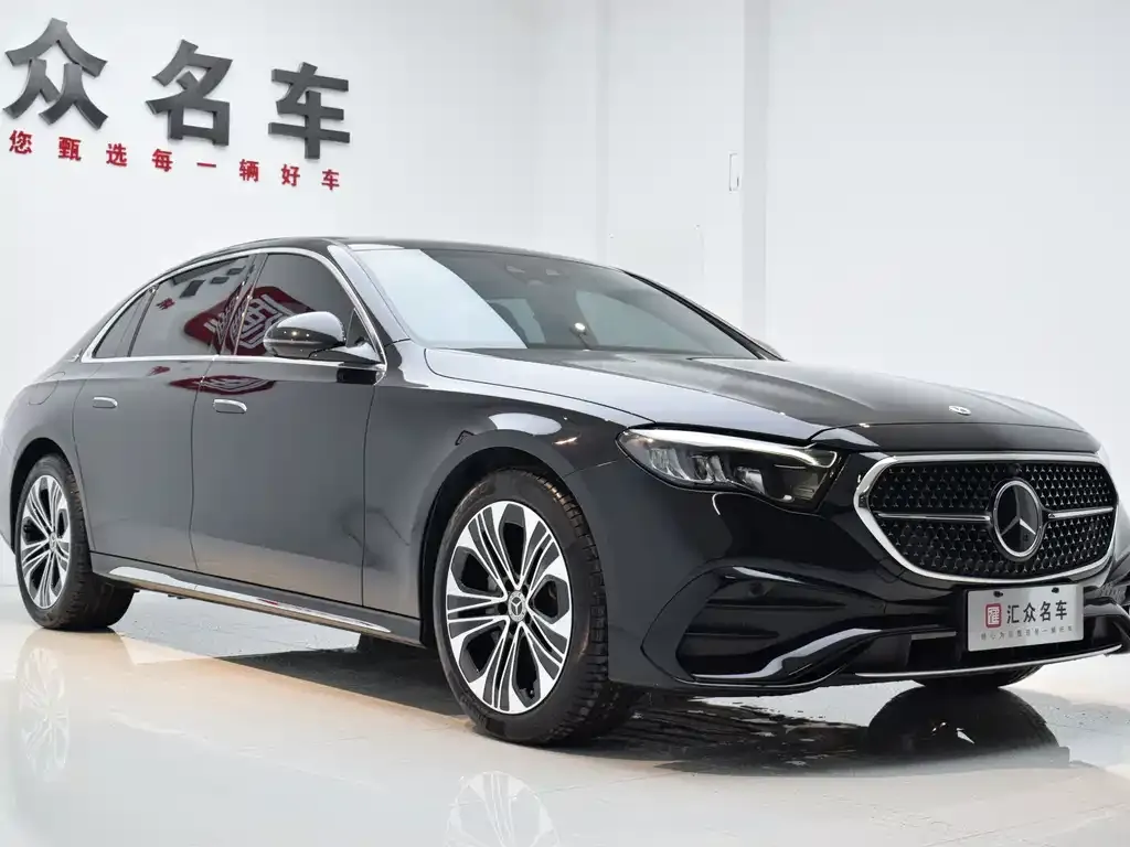 Mercedes-Benz E-Class — фото 10