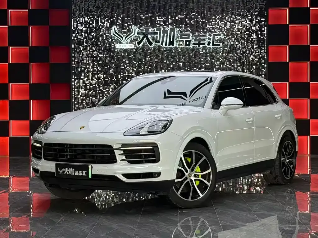 Porsche Cayenne Hybrid — фото 1