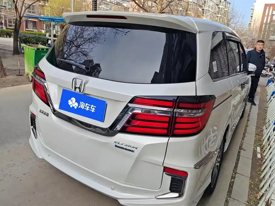 Honda Elysion 2021 из CN, фото 8