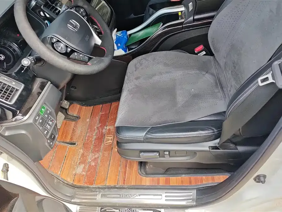 Honda Elysion 2021 из CN, фото 4