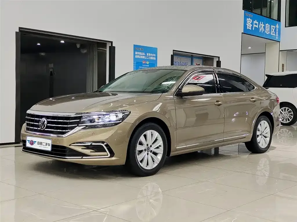 Volkswagen Passat 2021 из CN, фото 1