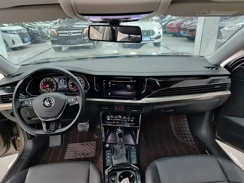 Volkswagen Passat 2021 из CN, фото 9