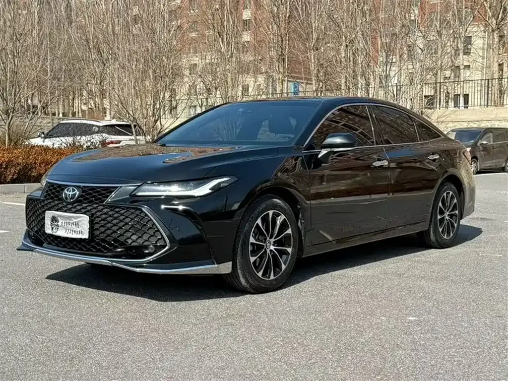 Toyota Avalon 2022 из CN, фото 1
