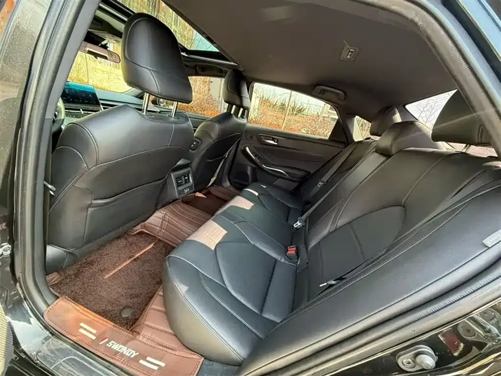 Toyota Avalon 2022 из CN, фото 4