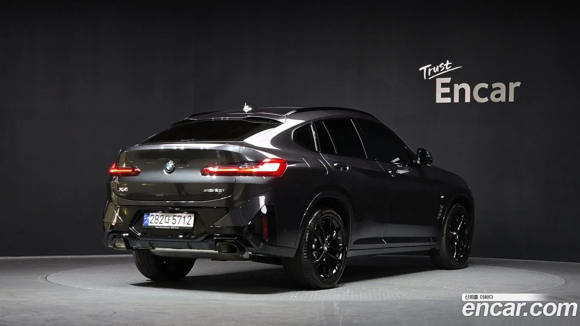 BMW X4 2022 из KR, фото 3