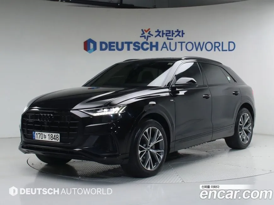 Audi Q8