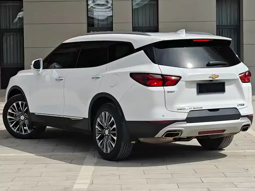 Chevrolet Blazer — фото 10