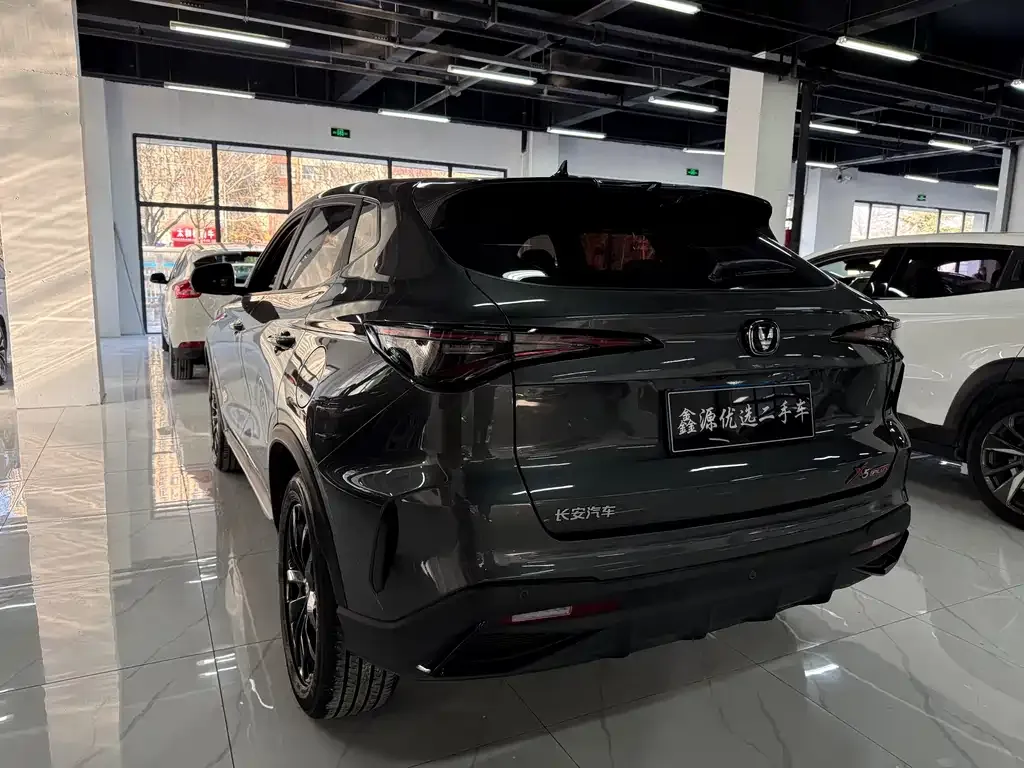 Changan X5 PLUS — фото 9
