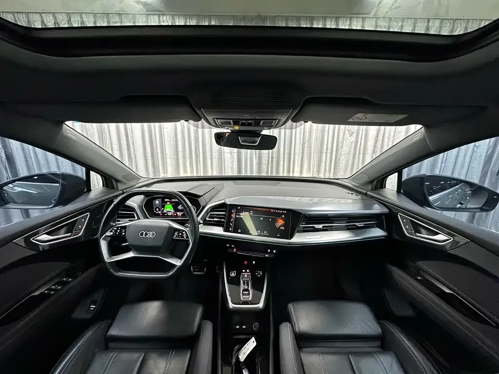 Audi Q4 e-tron 2023 из CN, фото 9