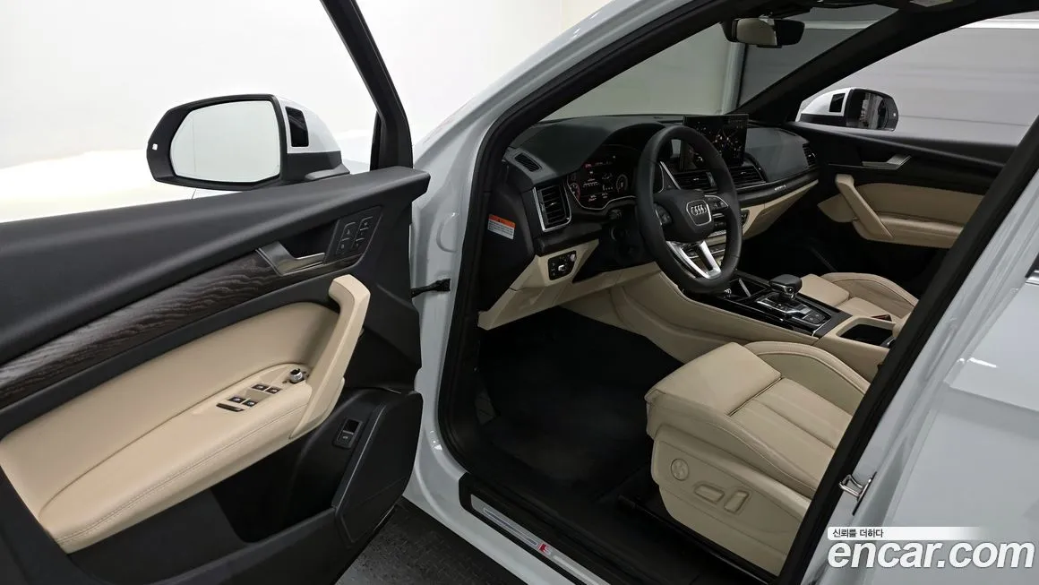 Audi Q5 2023 из KR, фото 6