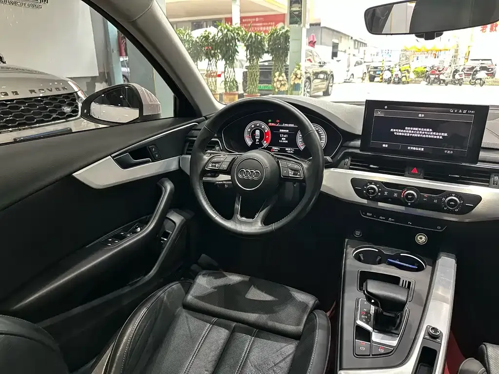 Audi A4L 2021 из CN, фото 10