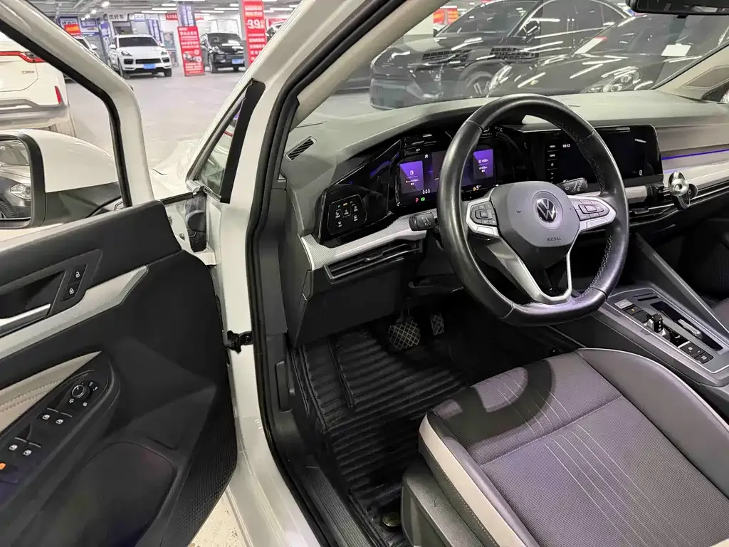 Volkswagen Golf 2021 из CN, фото 6
