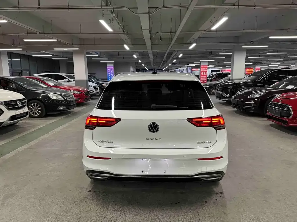 Volkswagen Golf 2021 из CN, фото 4