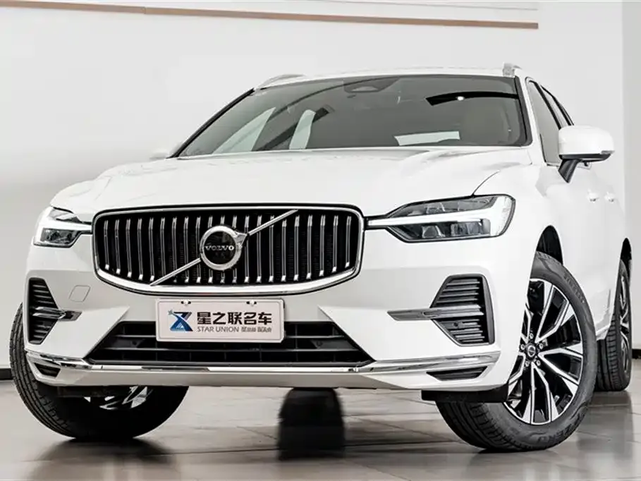 Volvo XC60 — фото 6