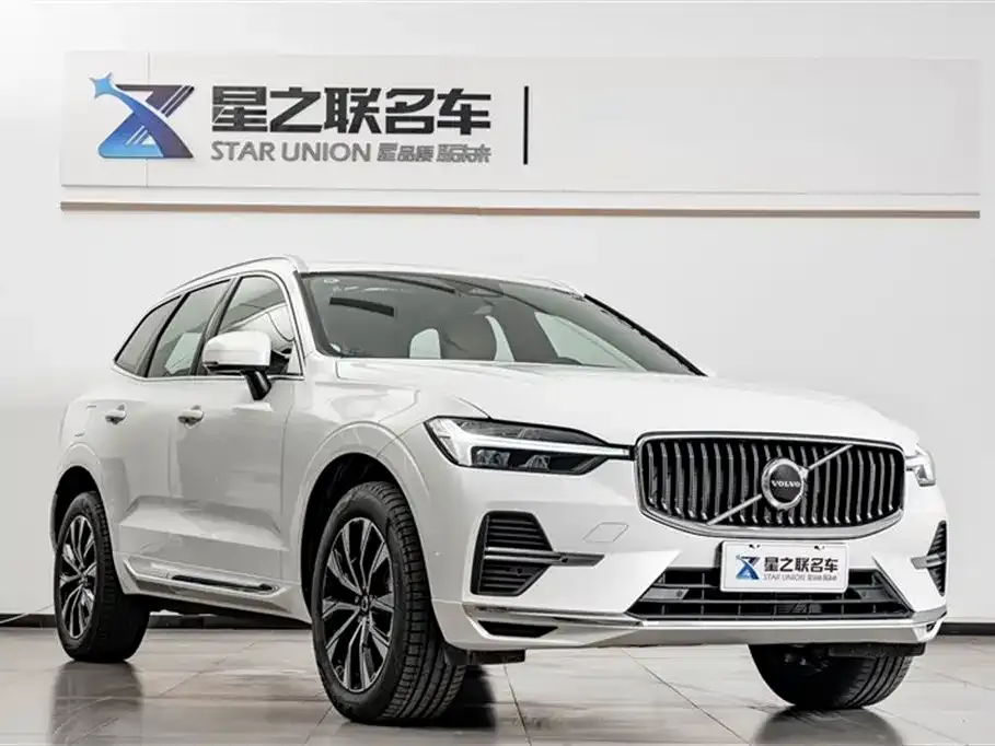 Volvo XC60 — фото 7