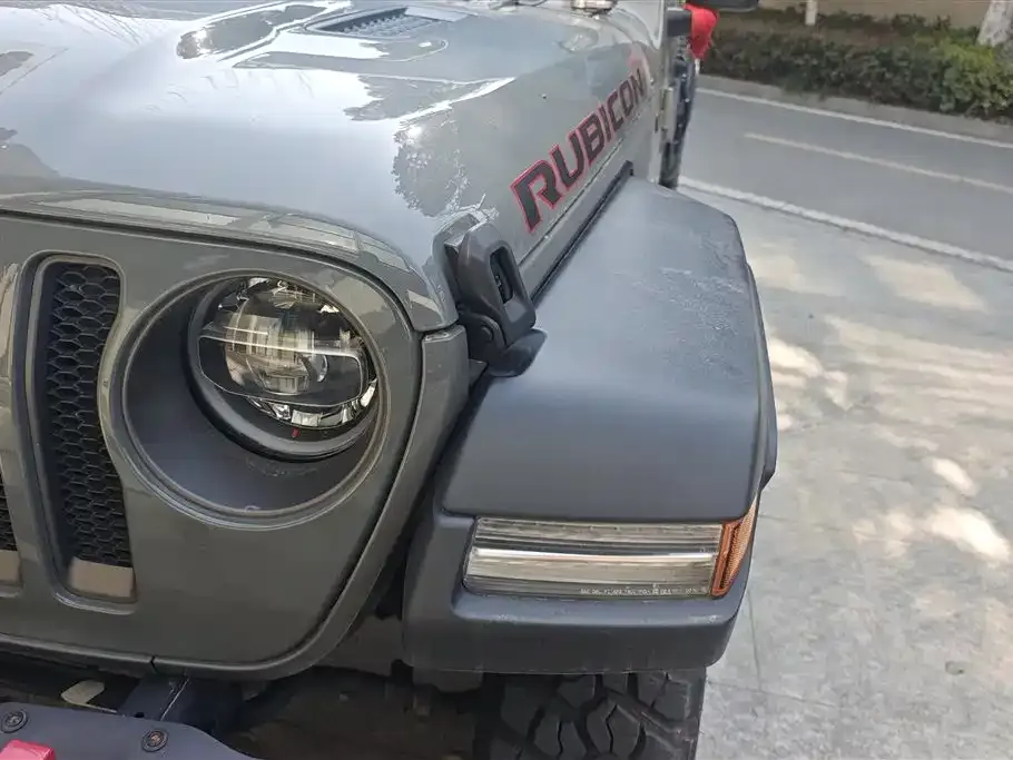 Jeep Wrangler — фото 2