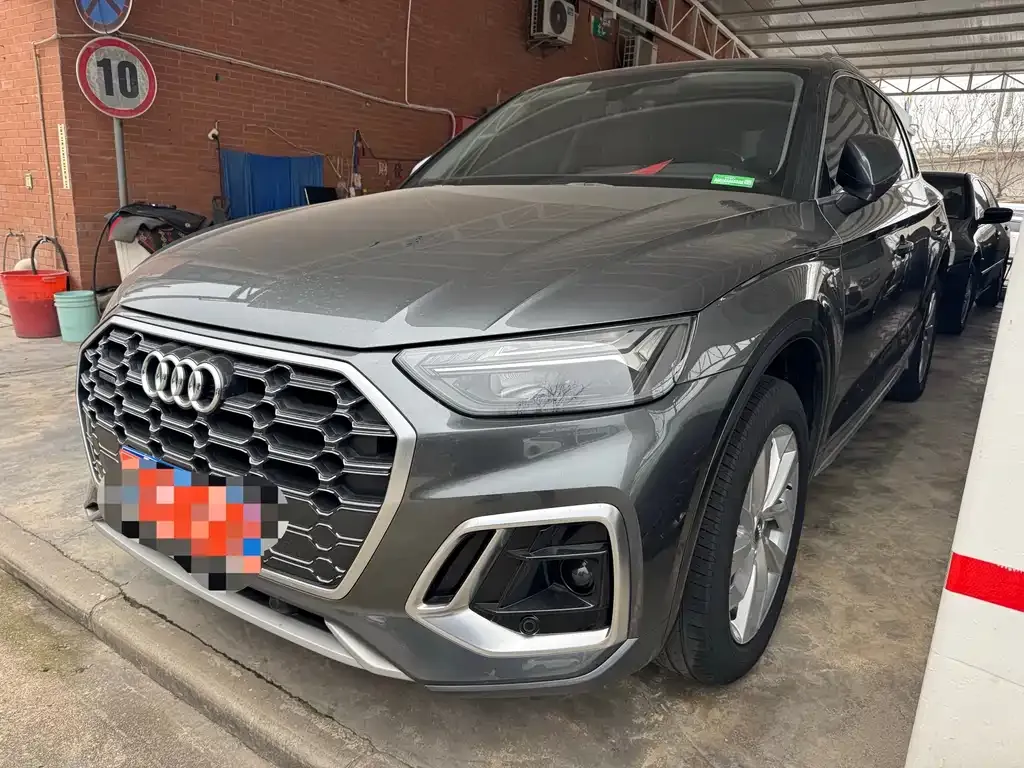 Audi Q5L 2021 из CN, фото 1