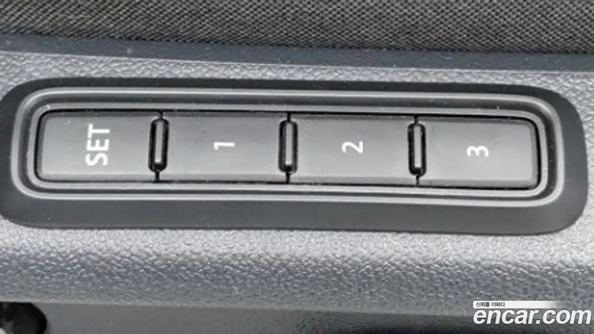 Volkswagen Tiguan — фото 9