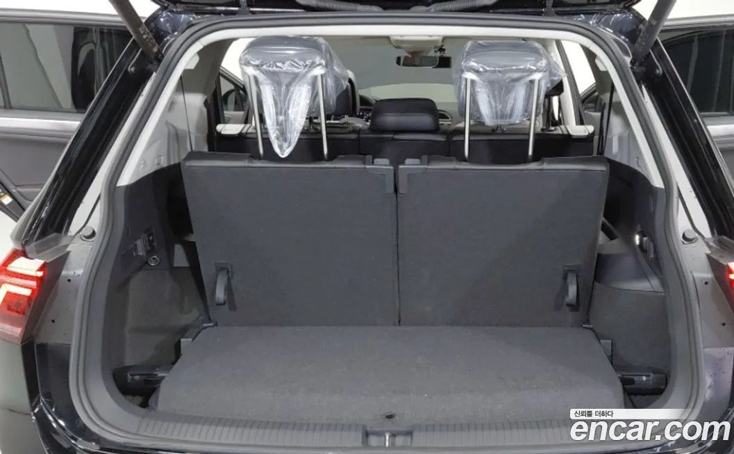 Volkswagen Tiguan — фото 6