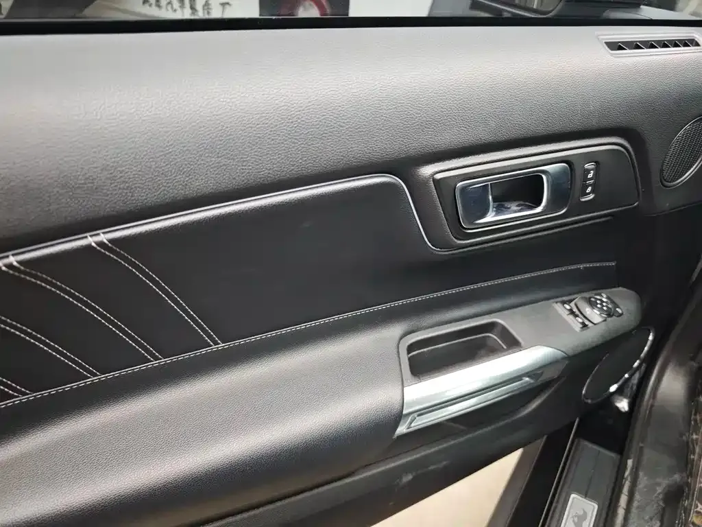 Ford Mustang 2021 из CN, фото 3