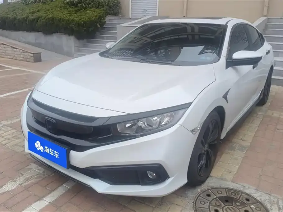 Honda Civic — фото 1