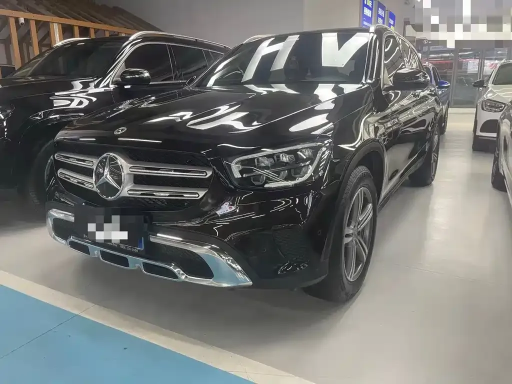 Mercedes-Benz GLC — фото 1