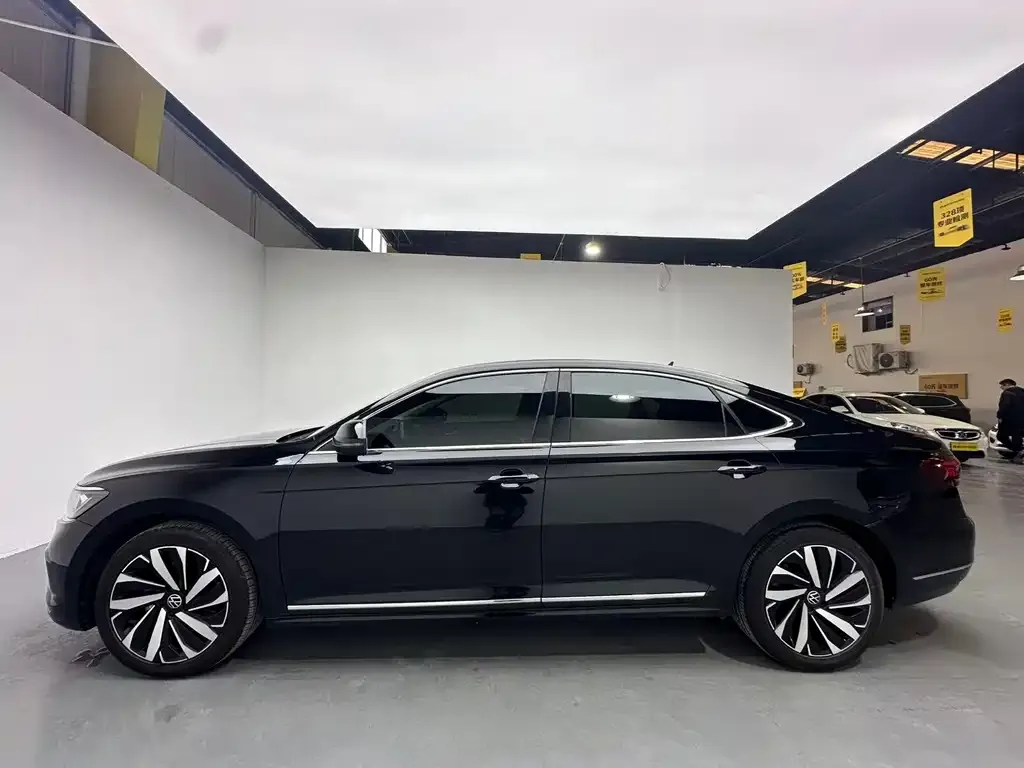 Volkswagen Passat — фото 4