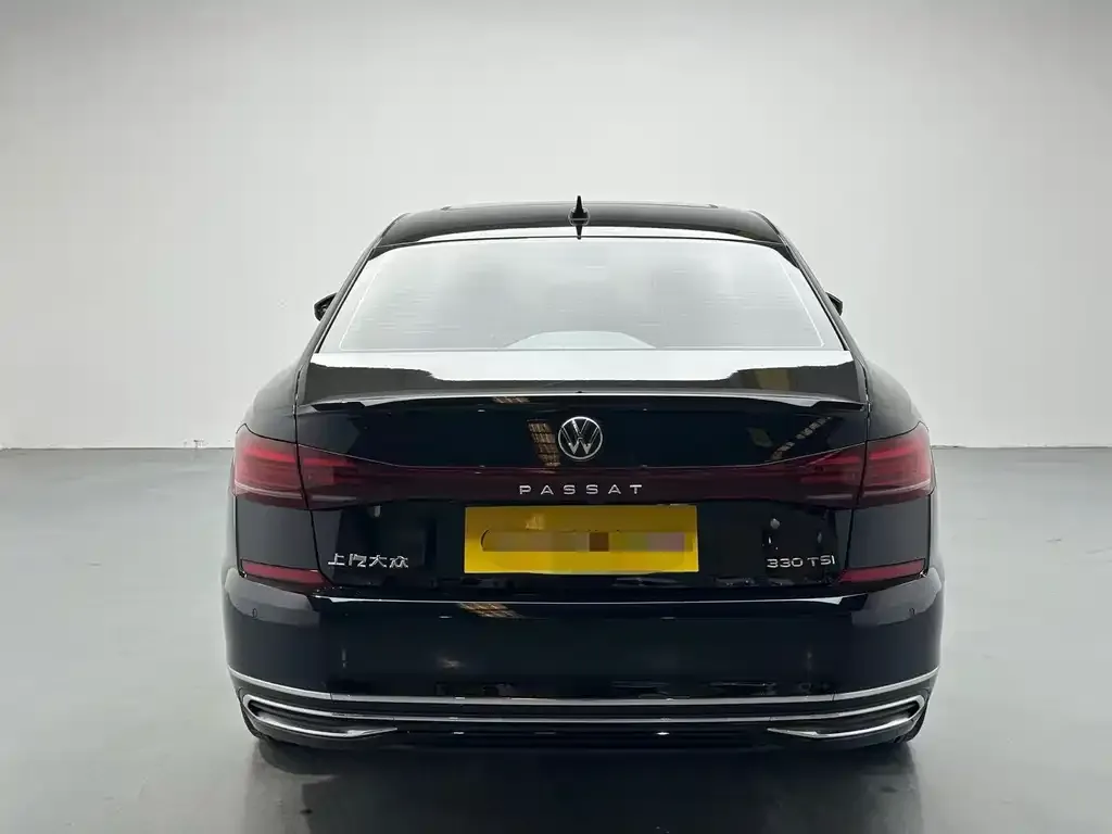 Volkswagen Passat — фото 5