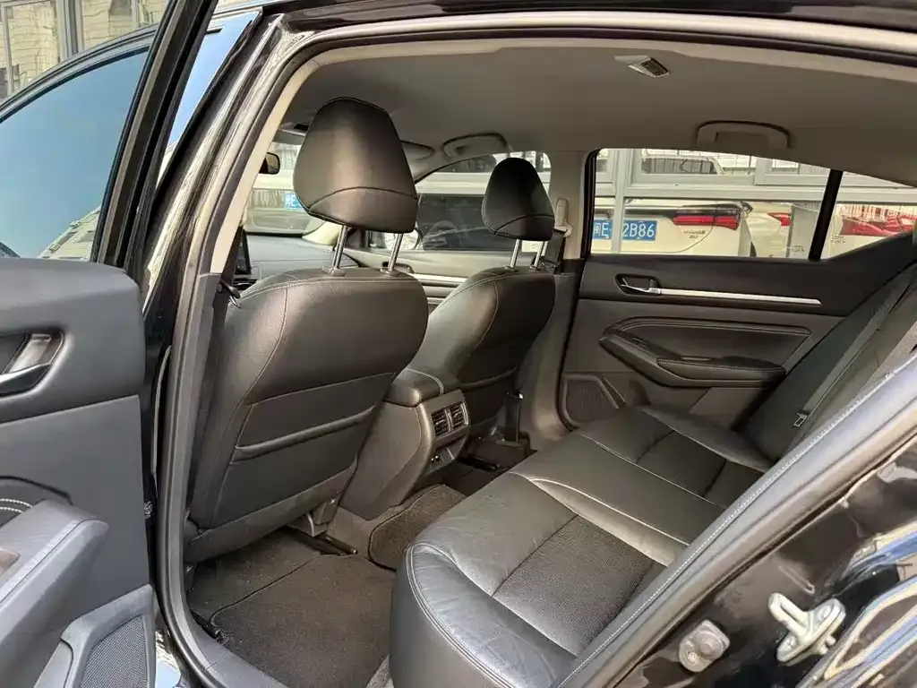 Nissan Teana 2022 из CN, фото 9