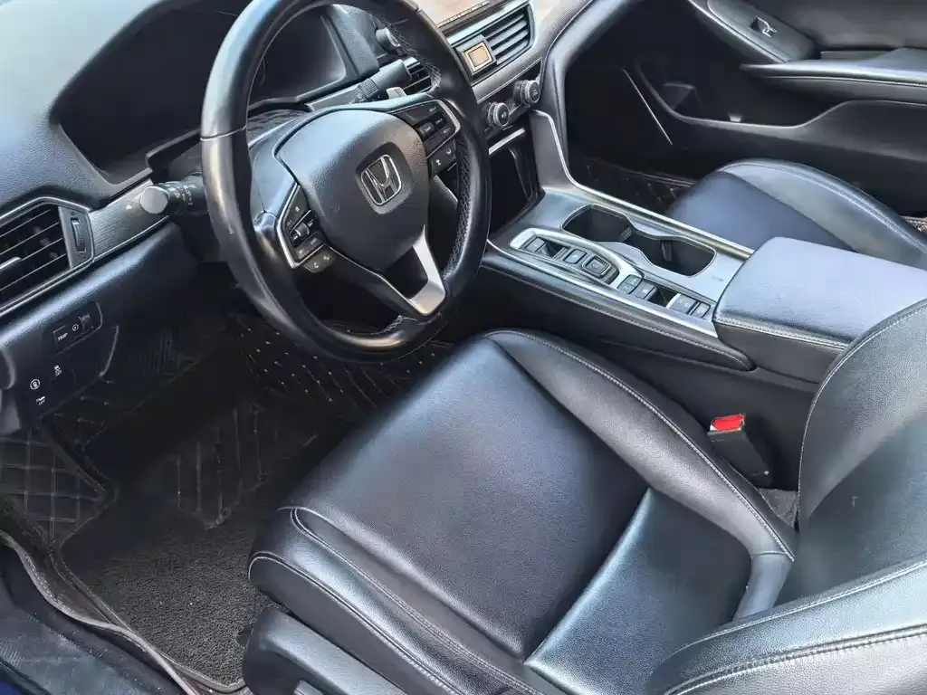 Honda Accord — фото 3